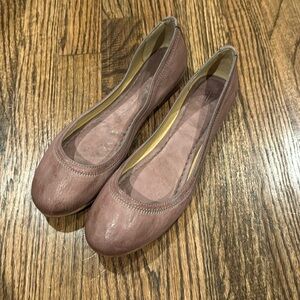 Frye Caron Flats Size 8.5, never worn